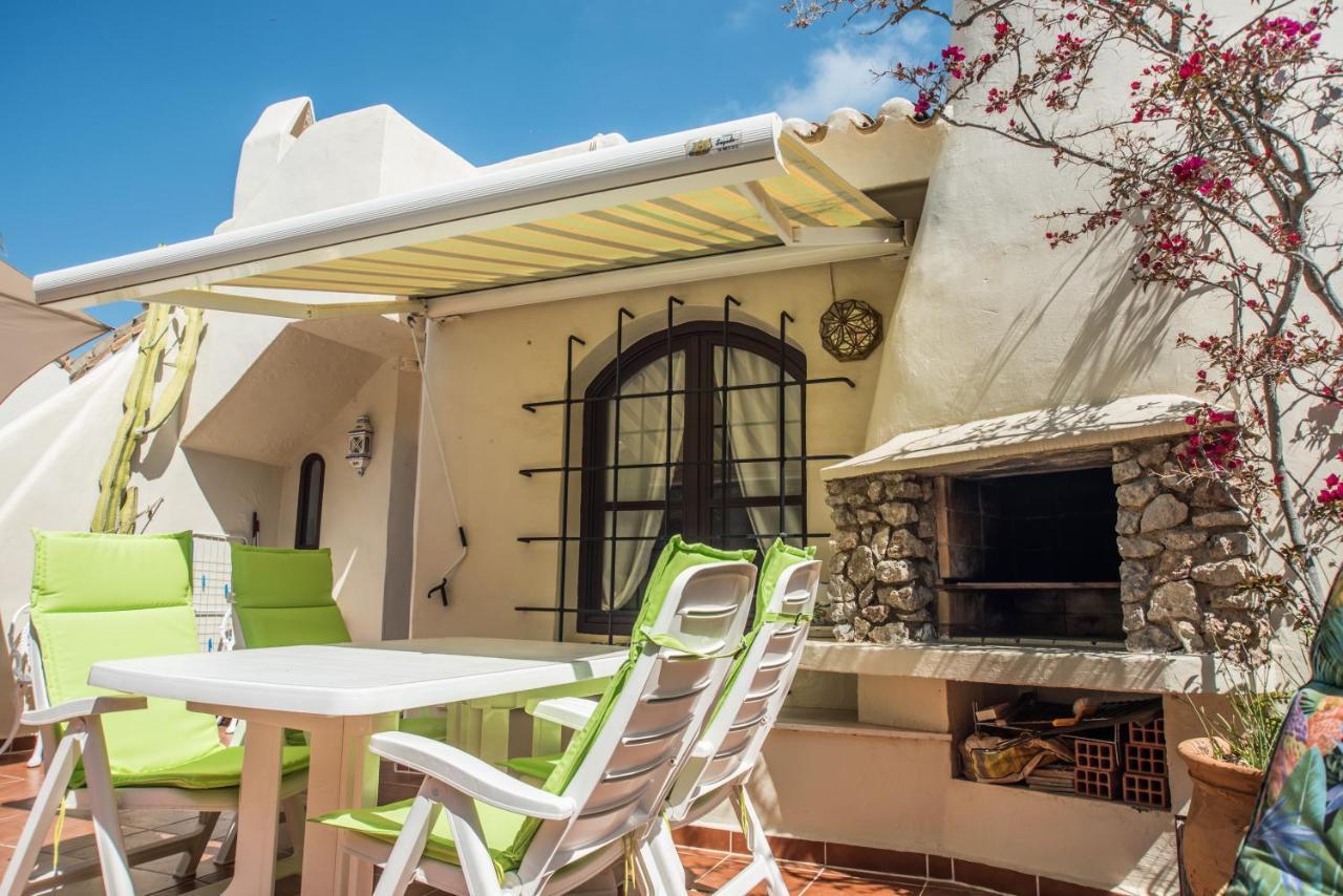 Villa Mediterránea: Spacious Luxury with Sea Views Atamaria Exterior photo