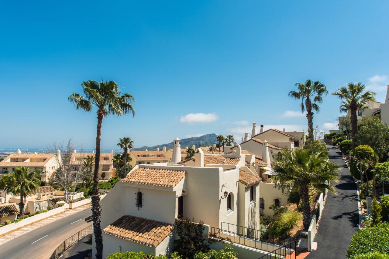 Villa Mediterránea: Spacious Luxury with Sea Views Atamaria Exterior photo