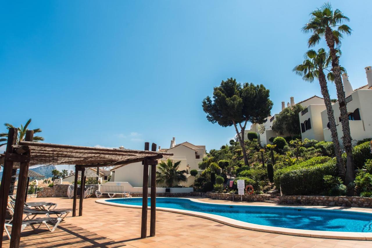 Villa Mediterránea: Spacious Luxury with Sea Views Atamaria Exterior photo