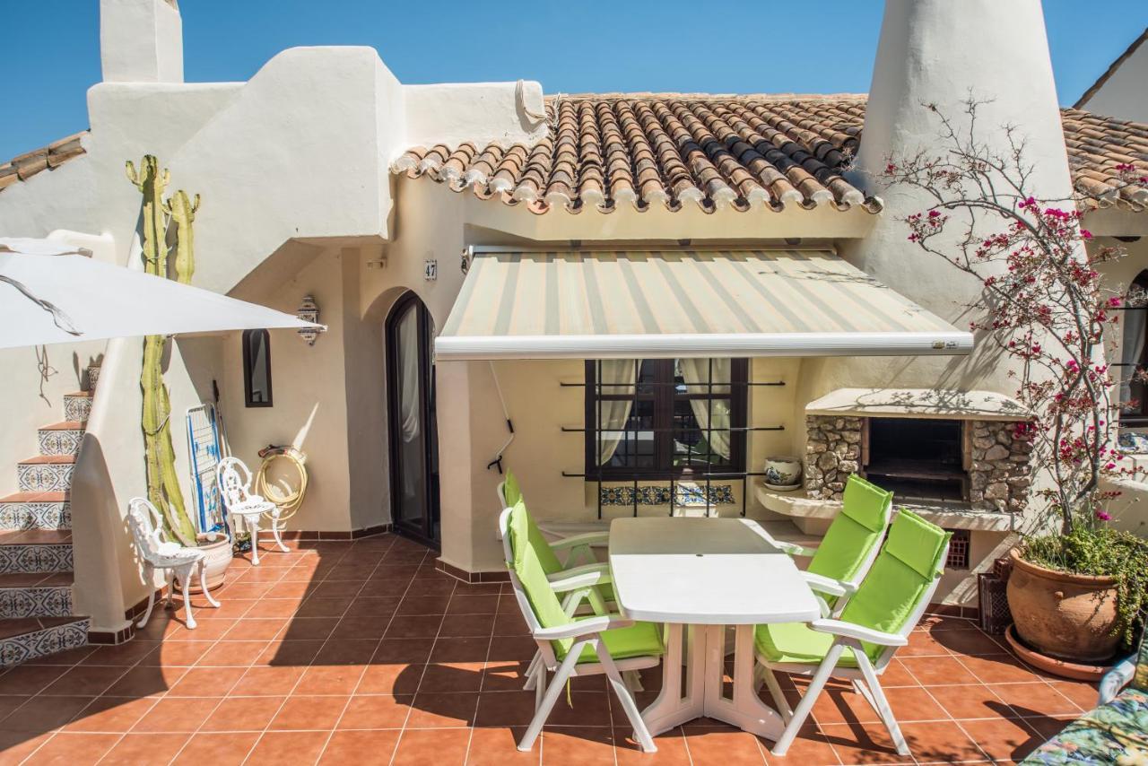 Villa Mediterránea: Spacious Luxury with Sea Views Atamaria Exterior photo