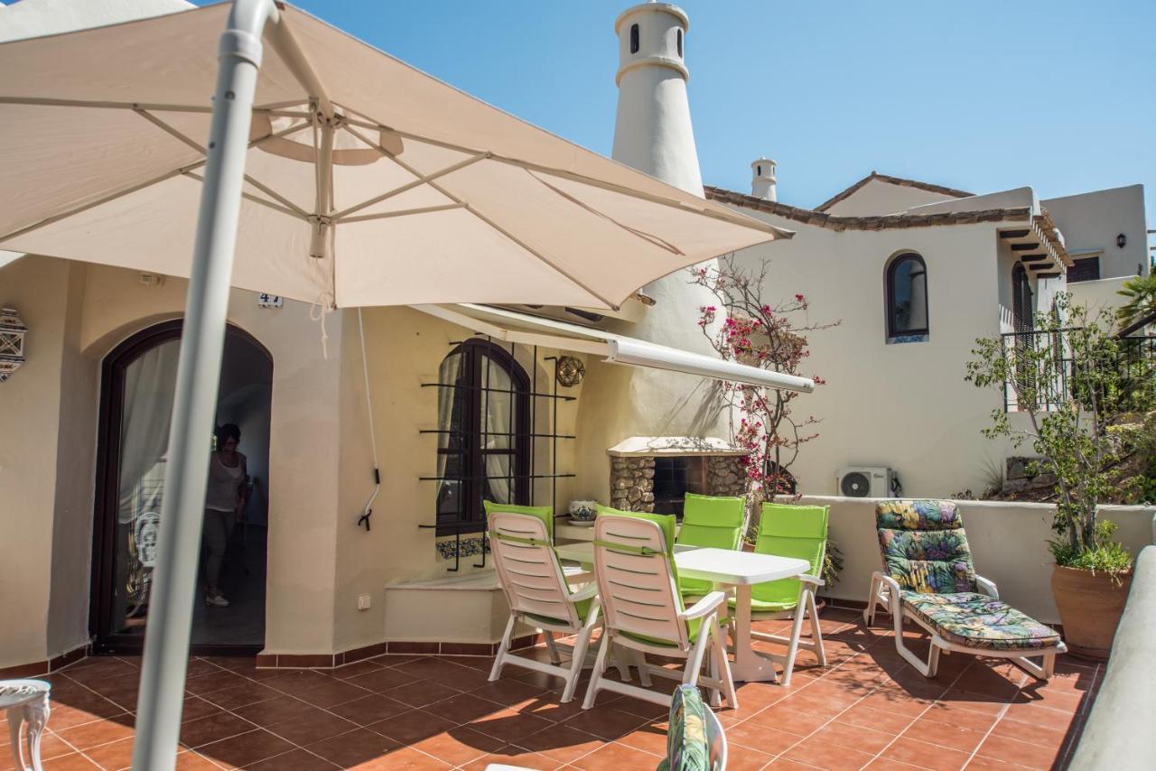 Villa Mediterránea: Spacious Luxury with Sea Views Atamaria Exterior photo