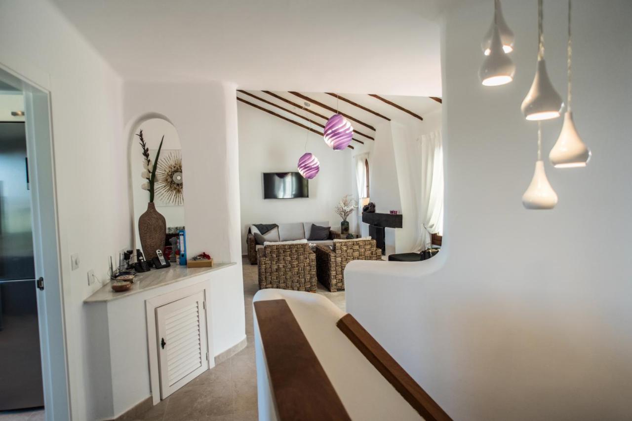Villa Mediterránea: Spacious Luxury with Sea Views Atamaria Exterior photo