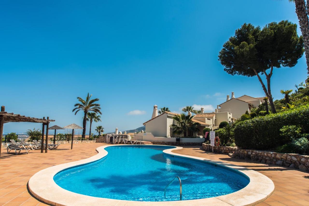 Villa Mediterránea: Spacious Luxury with Sea Views Atamaria Exterior photo
