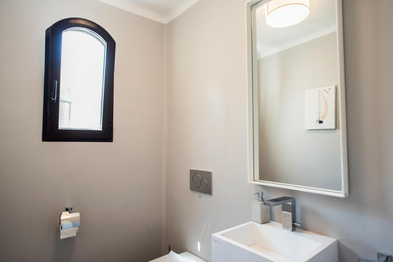 Villa Mediterránea: Spacious Luxury with Sea Views Atamaria Exterior photo